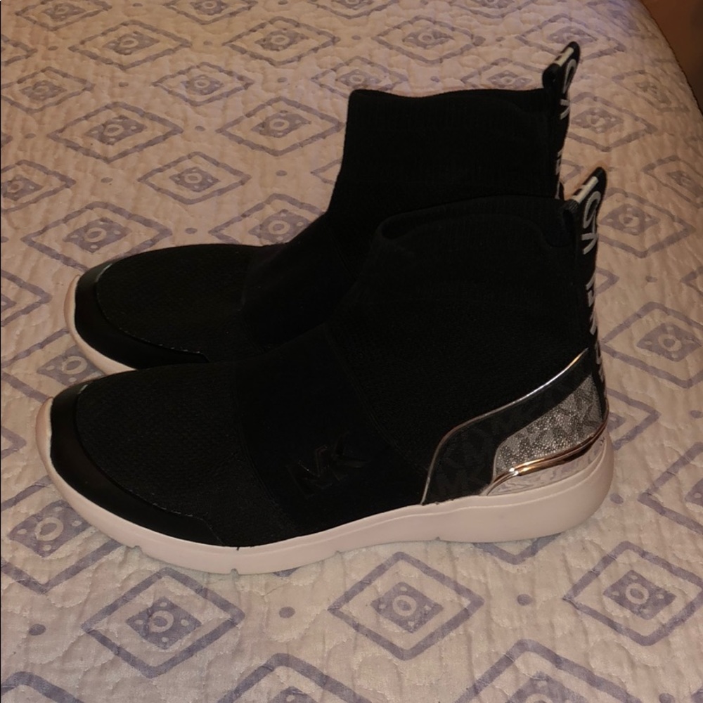 MICHAEL KORS SNEAKERS